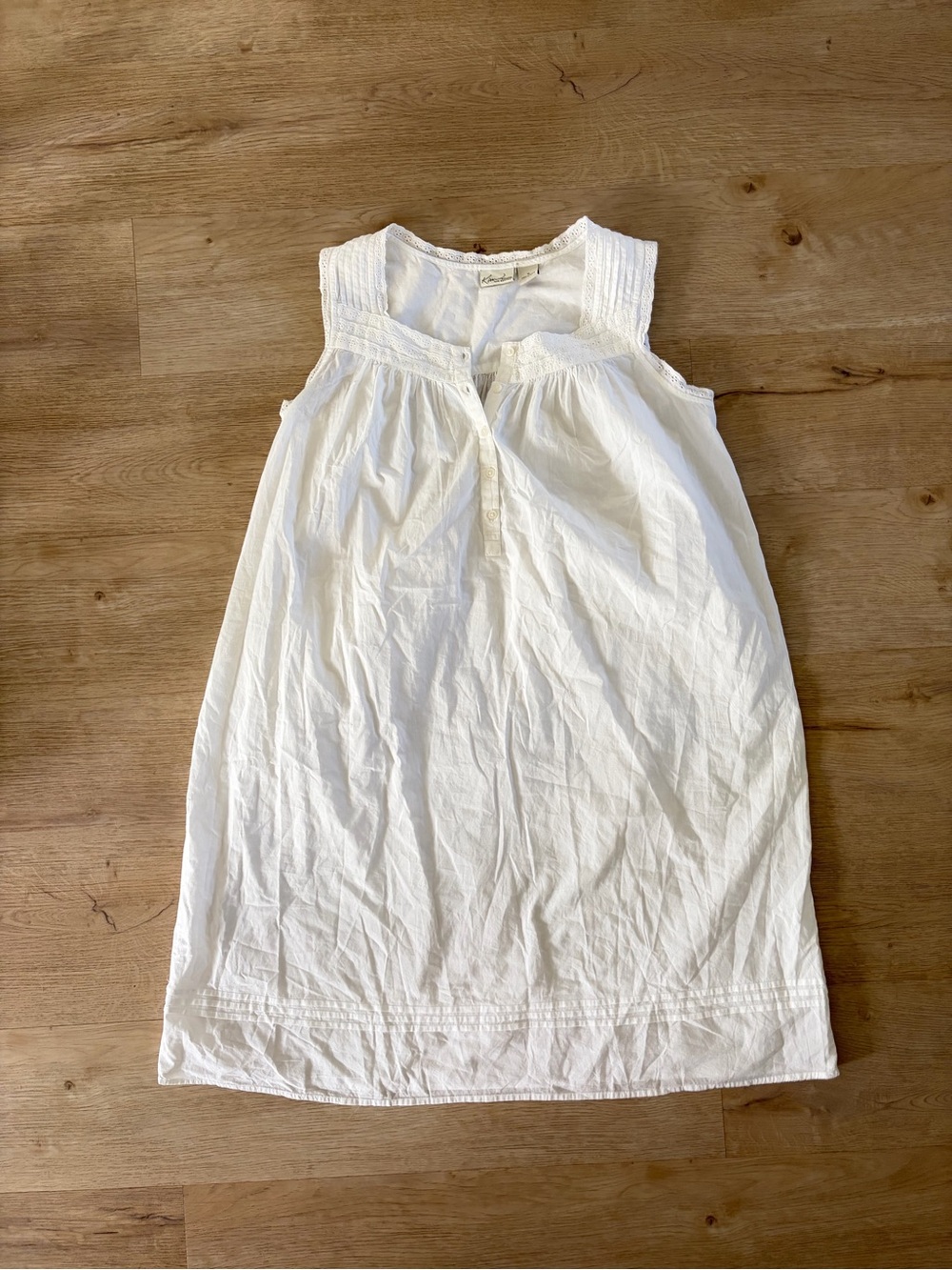 Vintage Women’s White Sleeveless Pintuck Cotton Midi Dress